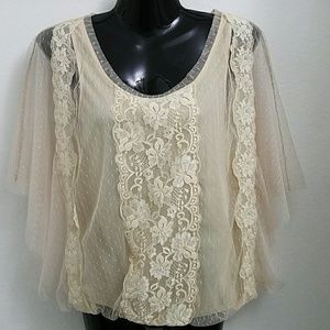 Robin K Beige Lace top
